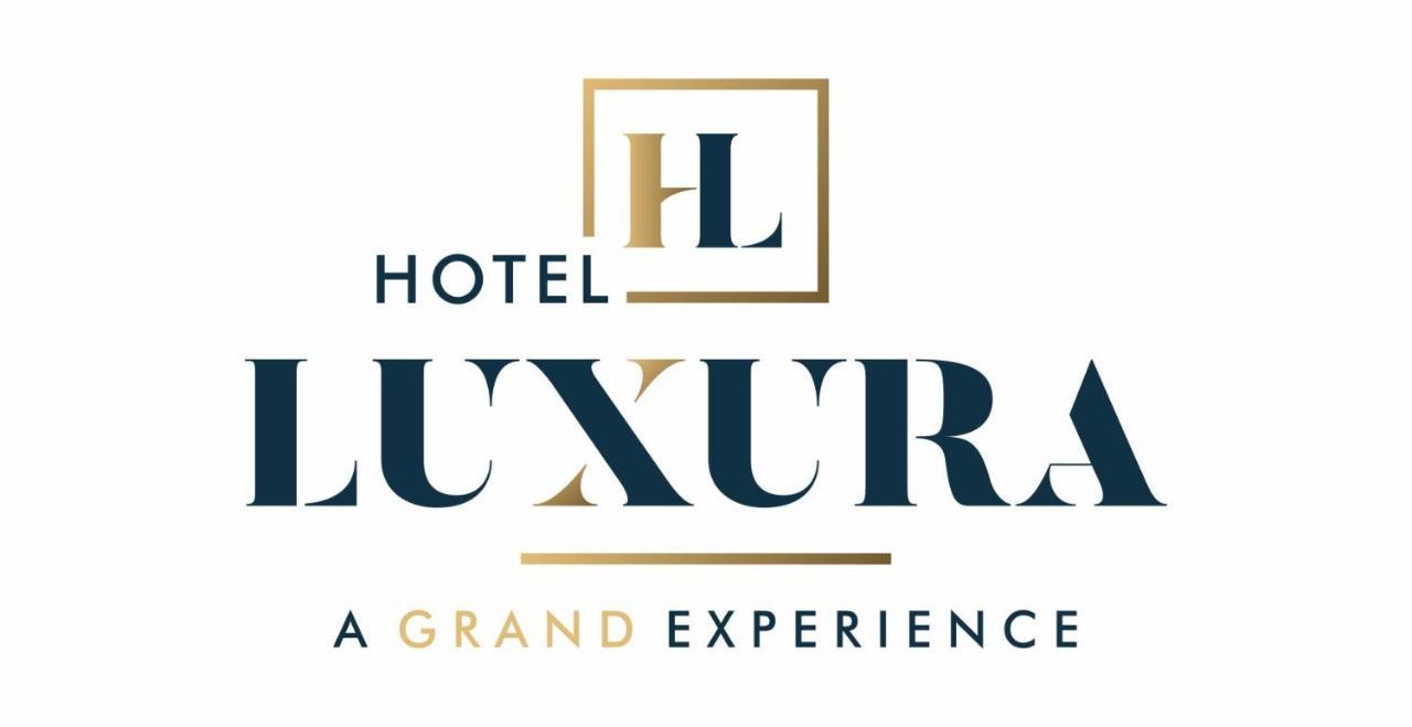 Hotel Luxura, Ahmedabad Exterior foto